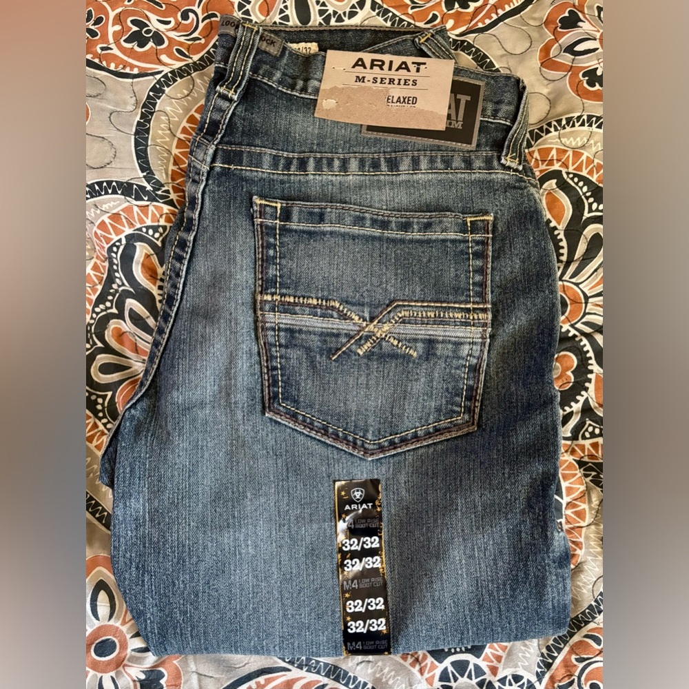 NWT mens ARIAT jeans M4 relaxed fit SIZE 36x32 ❗️SOLD❗️